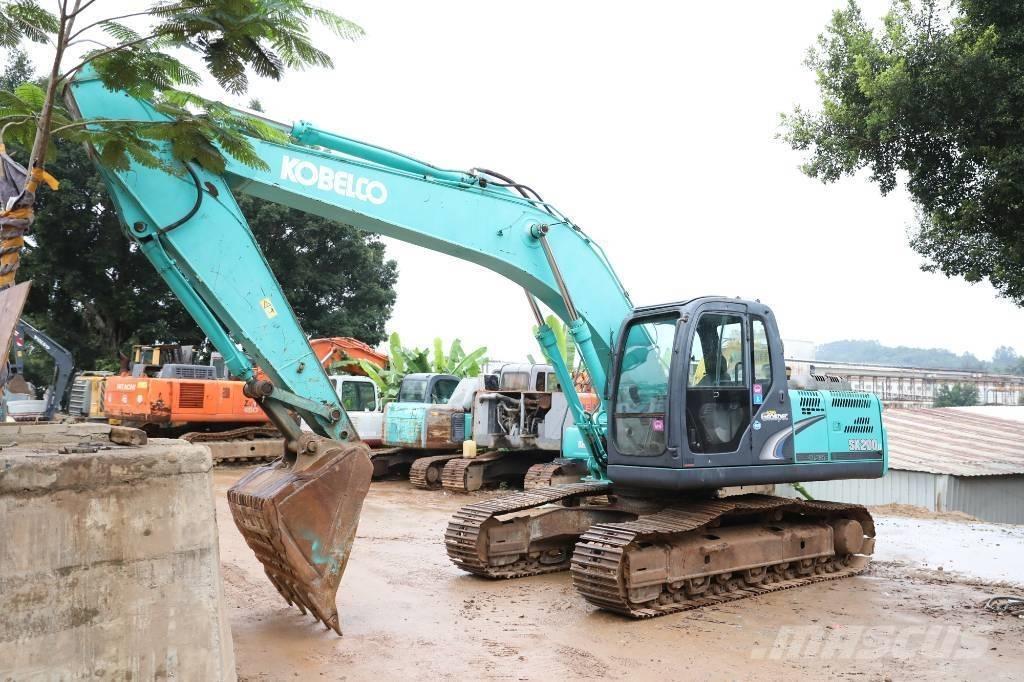Kobelco SK 200-8 대형 굴삭기 29톤 이상