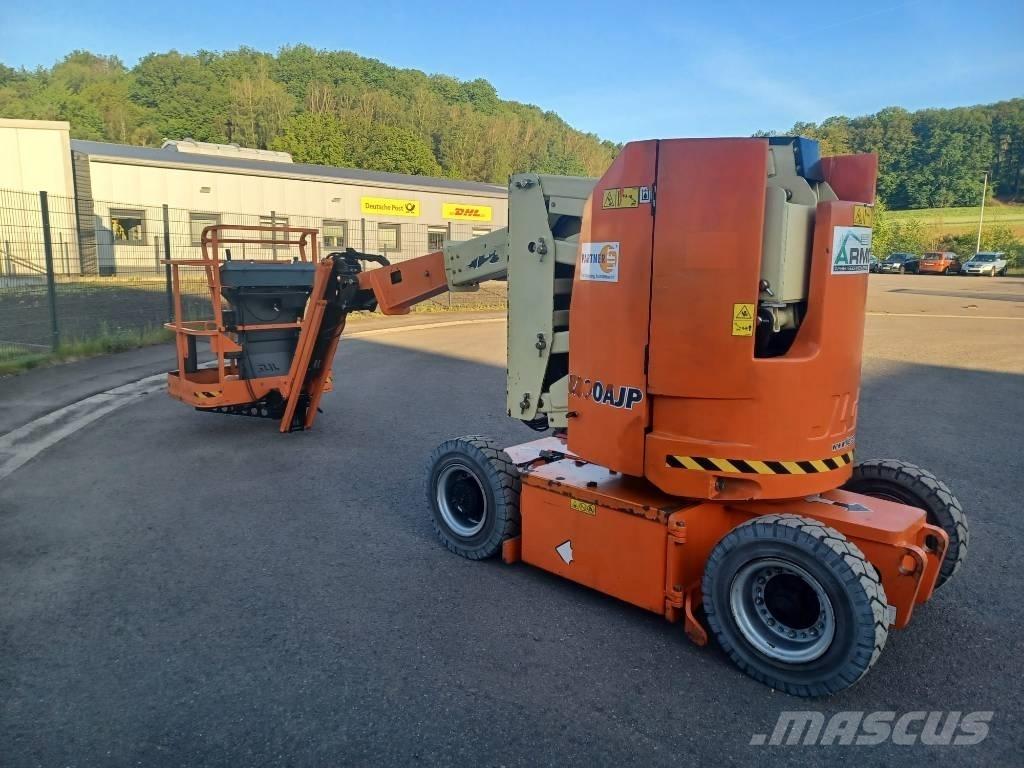 JLG E 300 AJP 관절형 전동이동 리프트