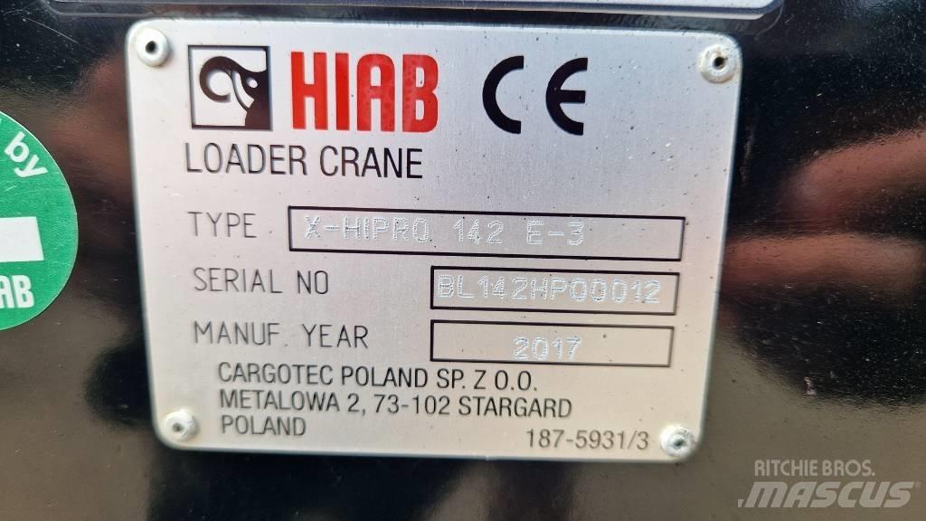 Hiab X-Hipro 142 E-3 로더 크레인