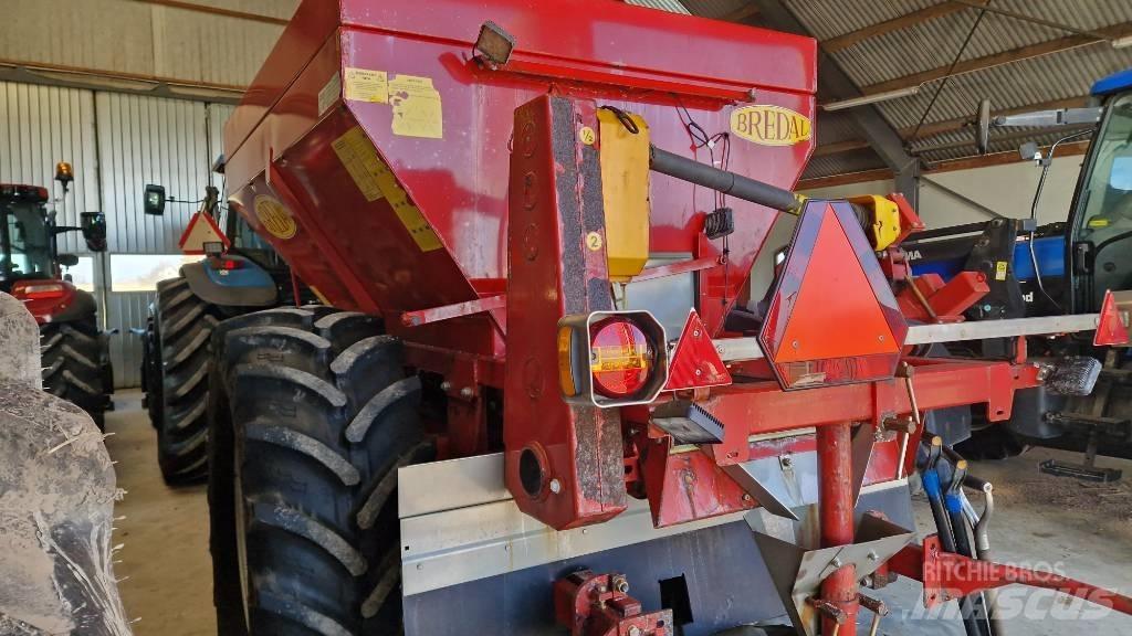 Bredal K 65 미네랄 살포기