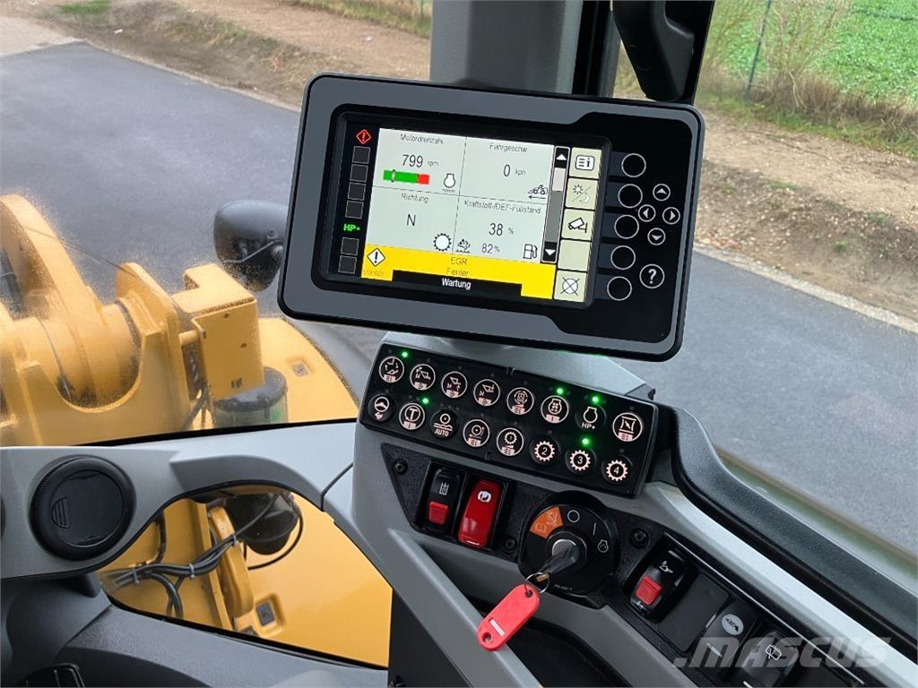 CAT 938 M  휠로우더