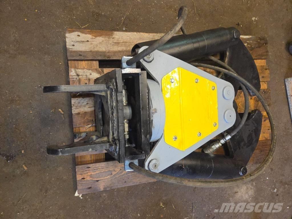 Brokk CC400 절단기