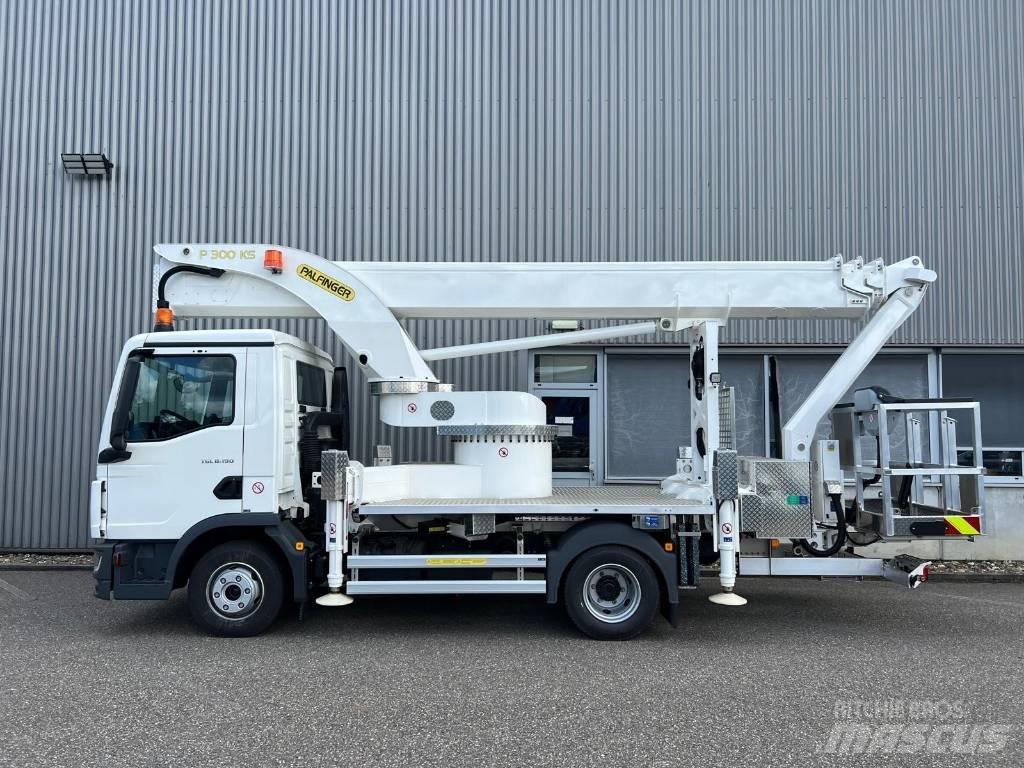 Palfinger P 300 KS 트럭 탑재 고소작업대