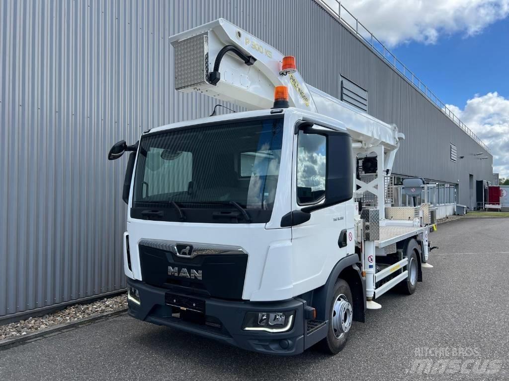 Palfinger P 300 KS 트럭 탑재 고소작업대