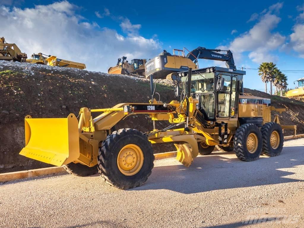 CAT 120 H VHP 그레이더