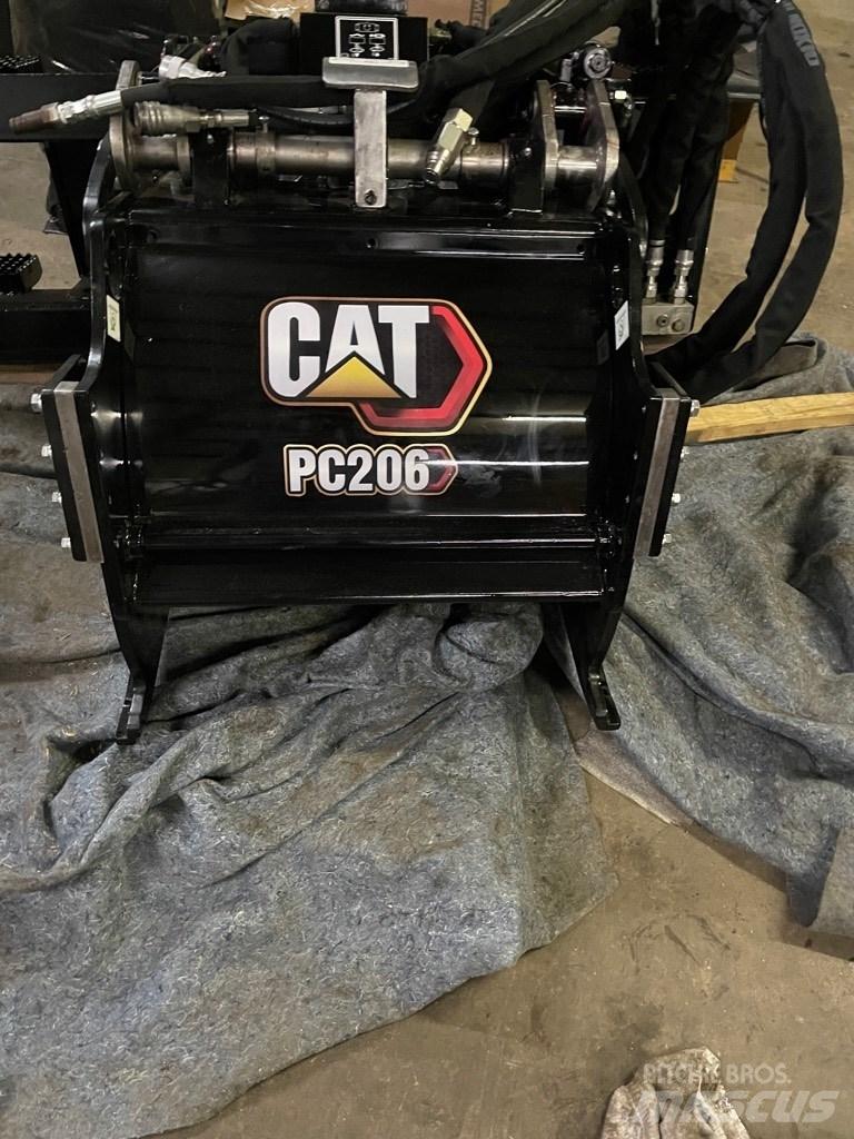 CAT PC 206 아스팔트 콜드 밀링 기계