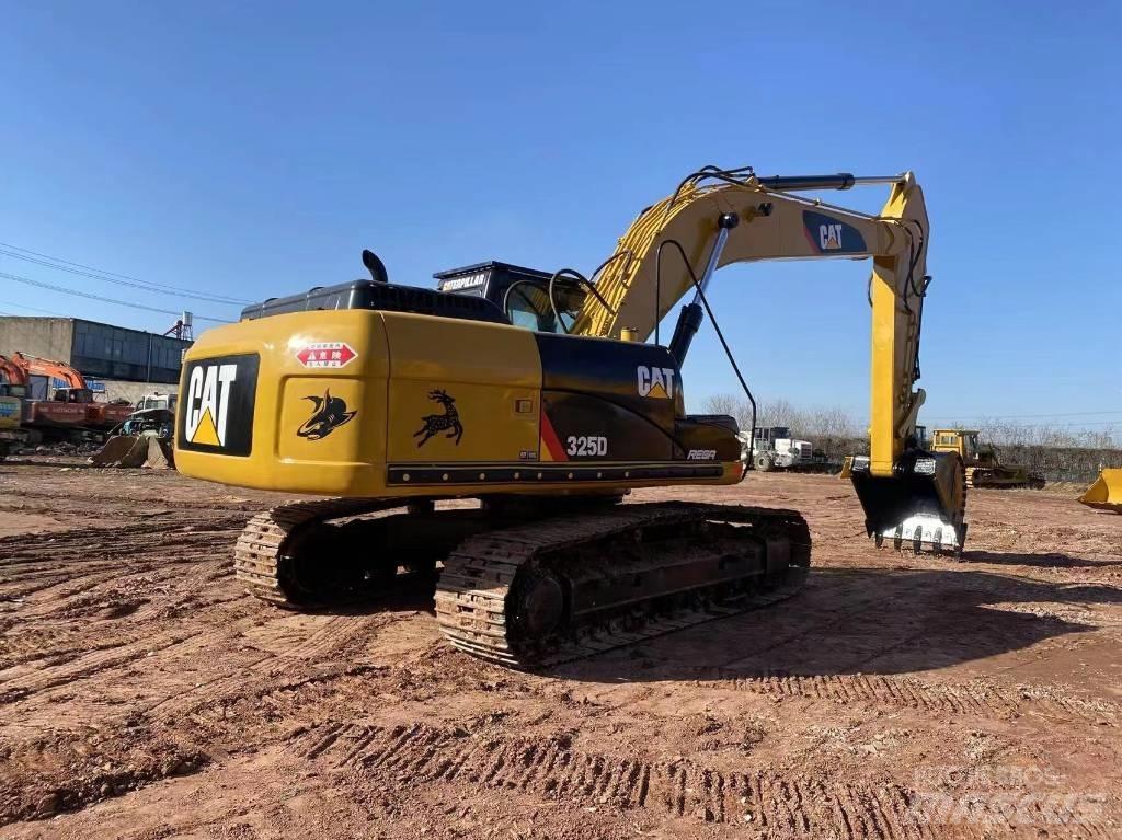 CAT 325 D L 대형 굴삭기 29톤 이상
