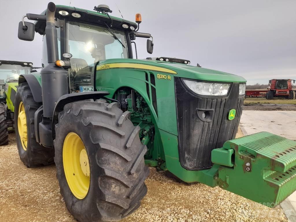 John Deere 8310 R 트랙터