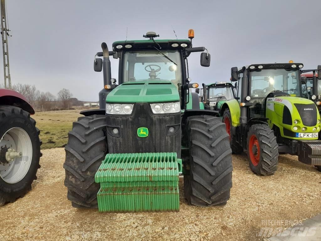 John Deere 8310 R 트랙터