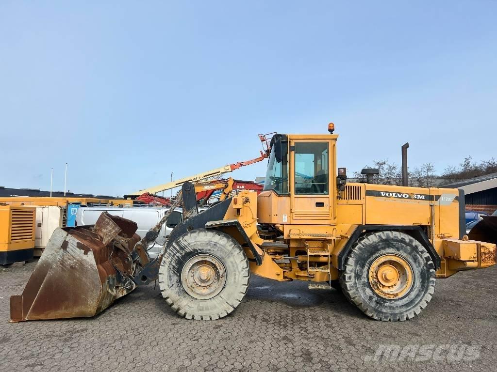 Volvo L 120 C  휠로우더
