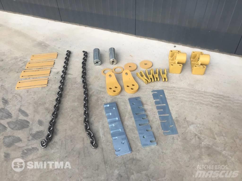 CAT 740 테일게이트