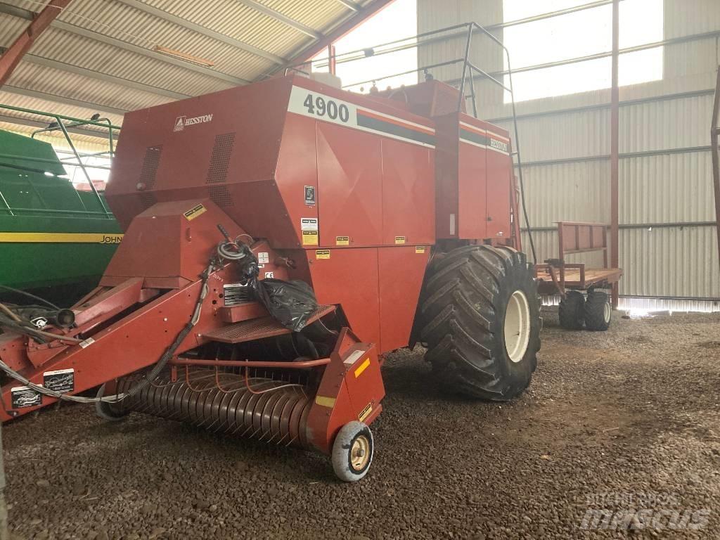 Hesston 4900 각형 곤포기