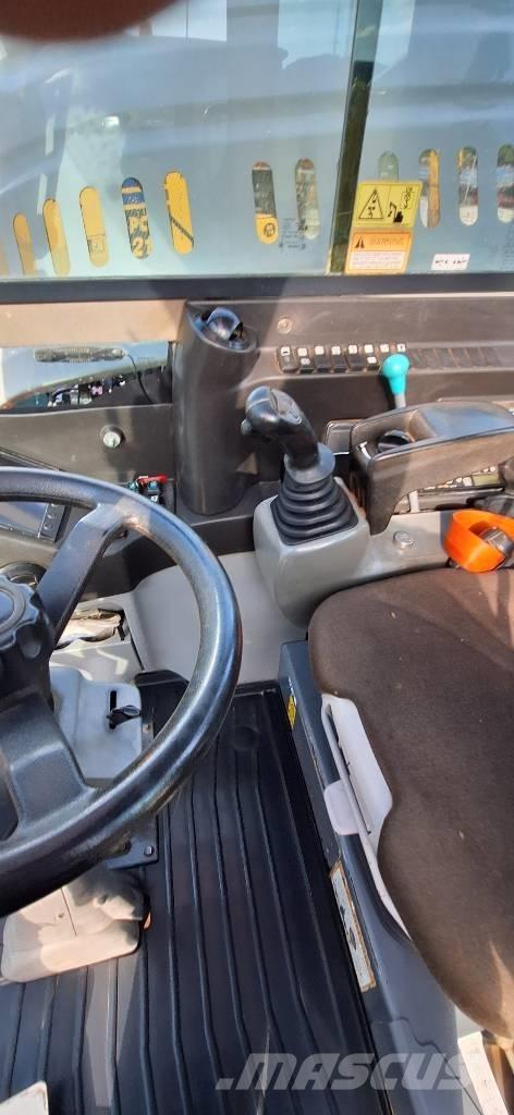 Takeuchi TB 295W  휠 굴삭기