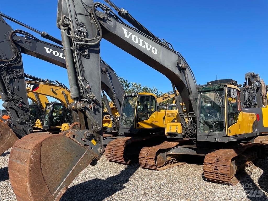 Volvo EC210C 대형 굴삭기 29톤 이상
