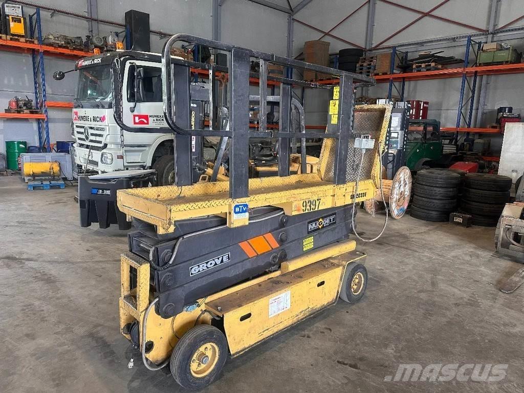 Grove SM2633E 가위형 리프트