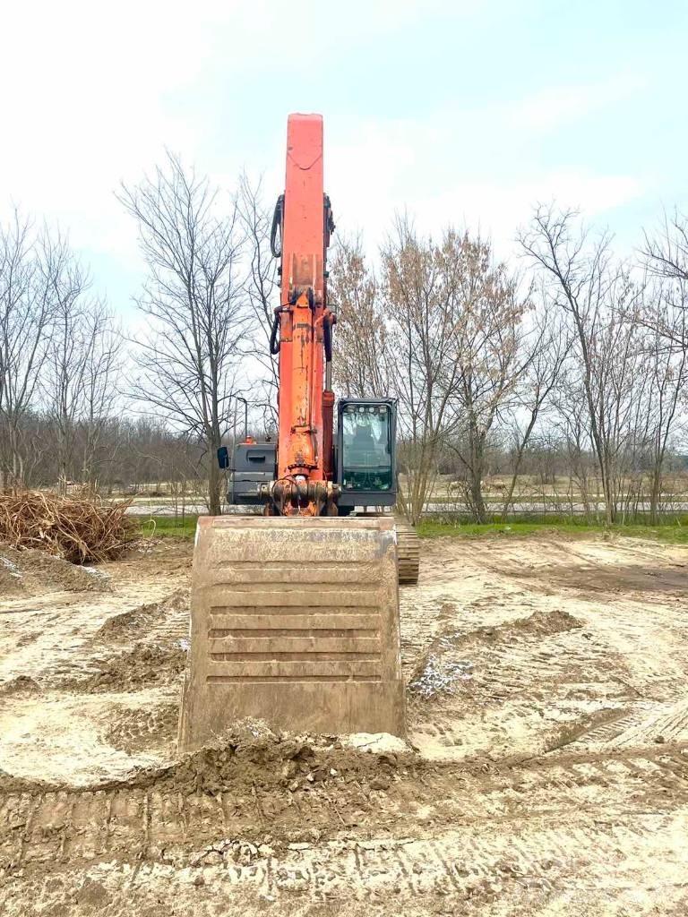 Hitachi ZX 350 LC-3 대형 굴삭기 29톤 이상