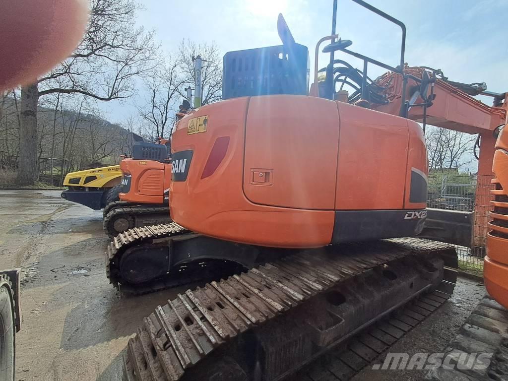 Doosan DX 235 LCR-5 대형 굴삭기 29톤 이상