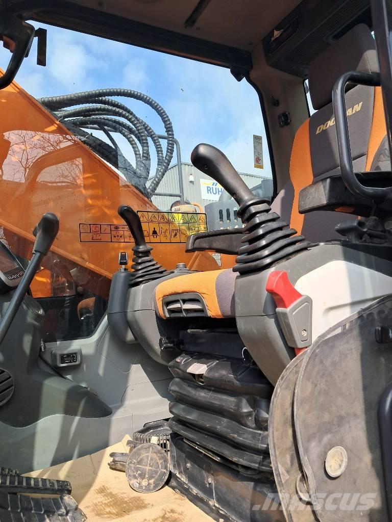 Doosan DX 235 LCR-5 대형 굴삭기 29톤 이상
