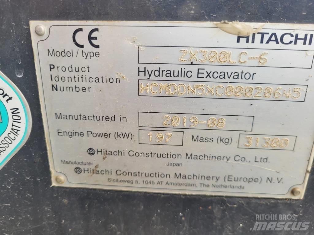 Hitachi ZX 300LC6 대형 굴삭기 29톤 이상
