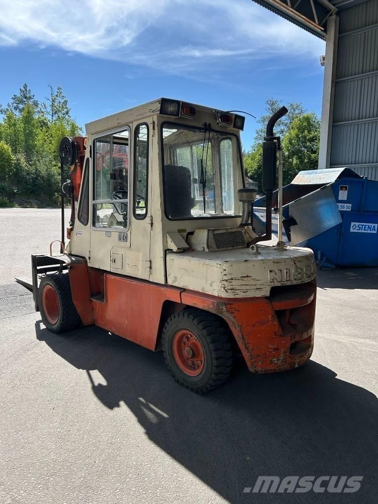 Nissan YGF03 디젤 지게차