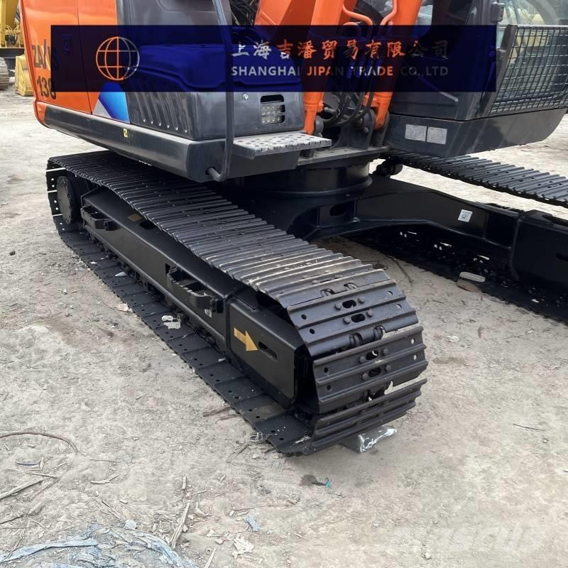 Hitachi ZX 130 중형굴삭기 7톤-28톤