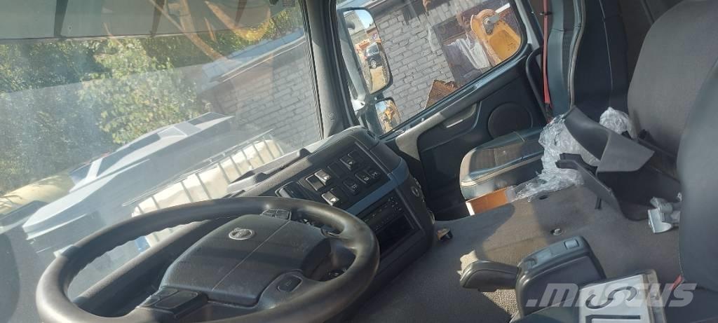 Volvo FM 330 새시 운전실 트럭