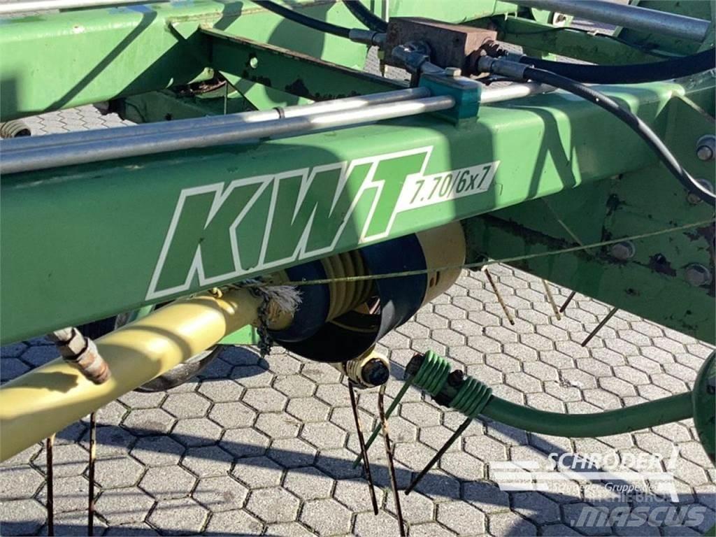 Krone KWT 7.70/6X7 갈퀴 및 테더