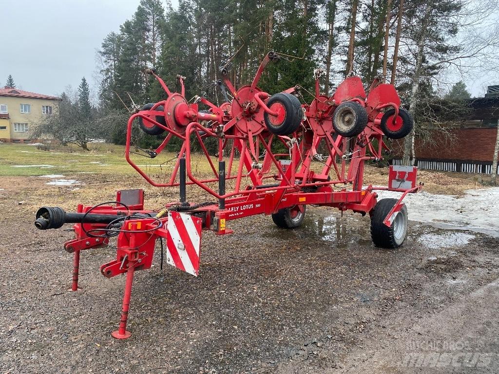 Lely Lotus 900 profi 갈퀴 및 테더