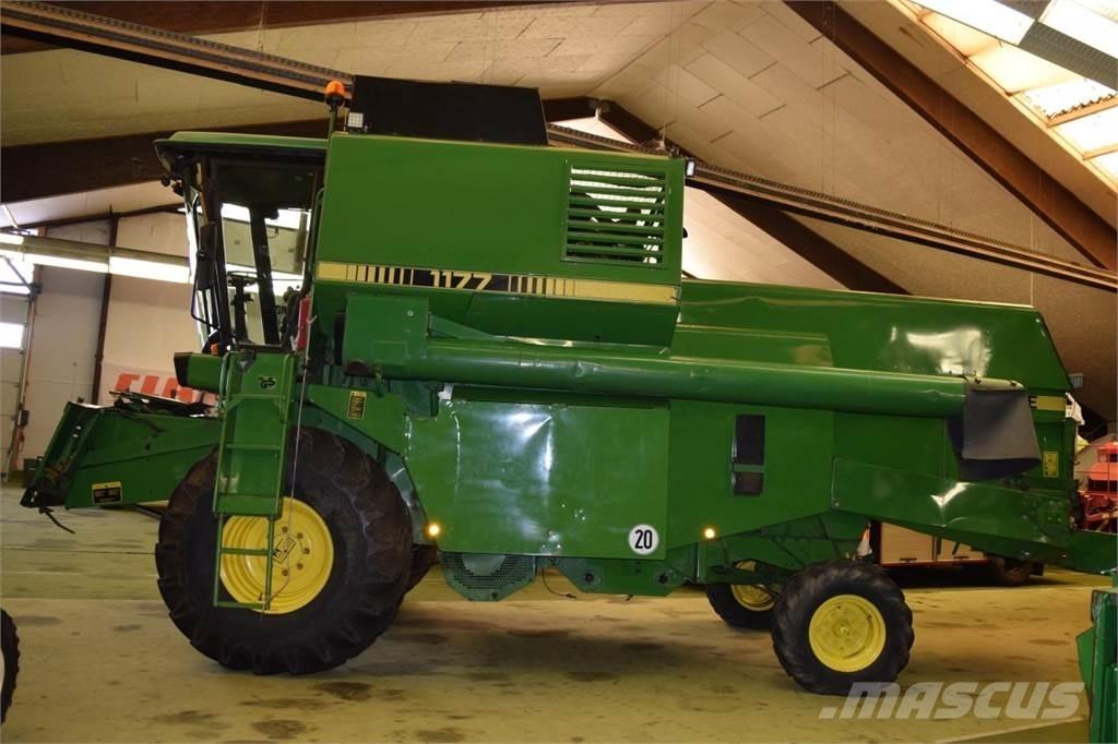 John Deere 1177 콤바인 수확기