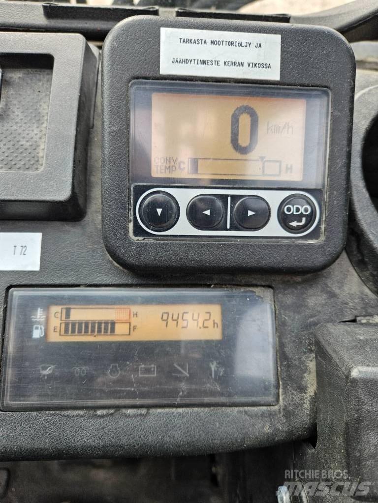 Toyota 02-8 FDF 25 디젤 지게차