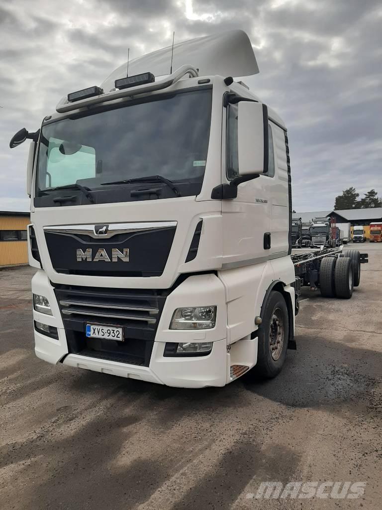 MAN TGX 26.500 새시 운전실 트럭