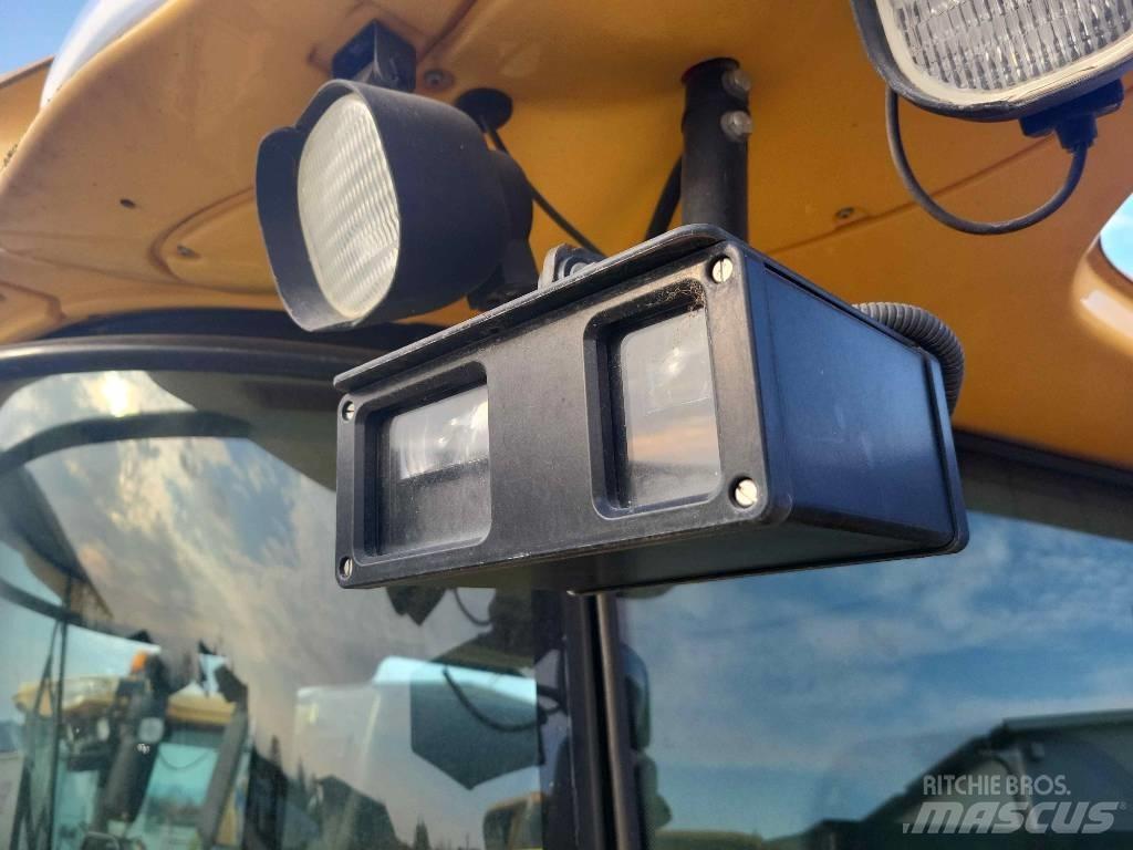 New Holland CR 9090 콤바인 수확기