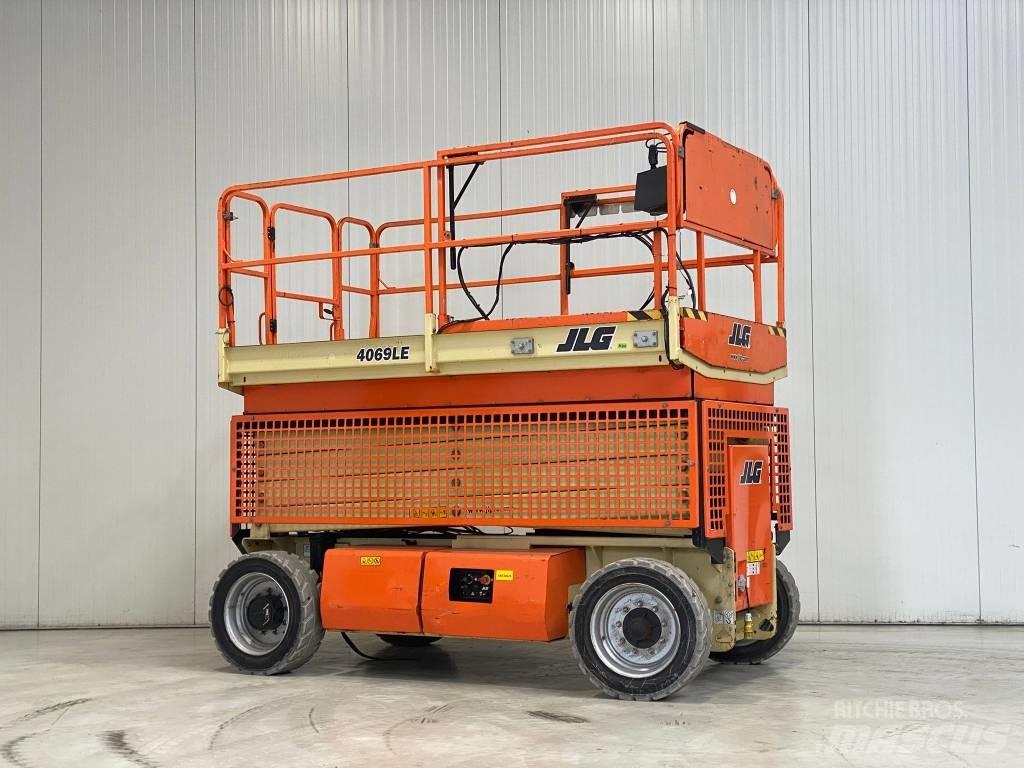 JLG 4069LE 가위형 리프트