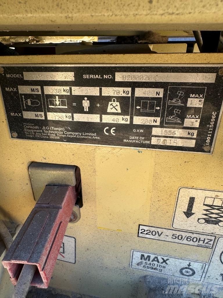 JLG ES1930 가위형 리프트