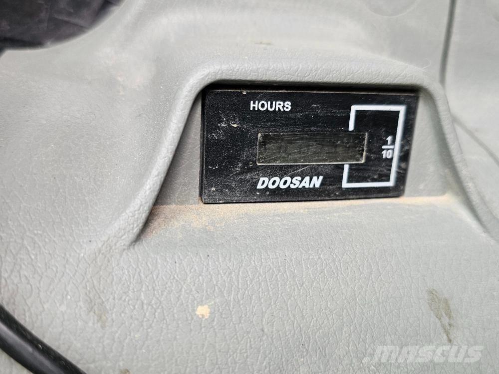 Doosan DX 300 LC-5 대형 굴삭기 29톤 이상