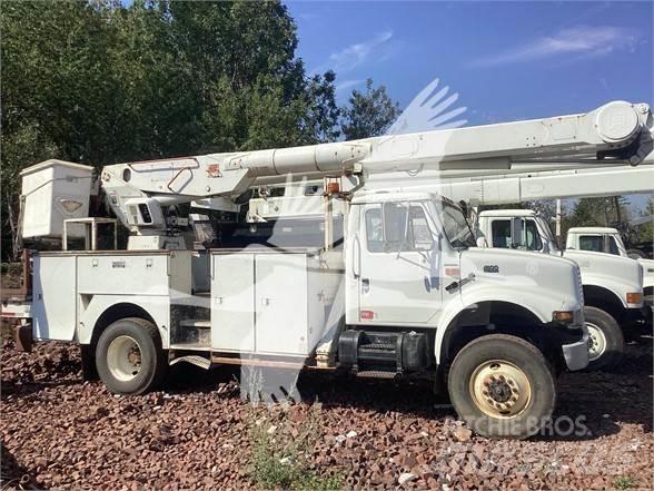 Altec AM855 트럭 탑재 고소작업대