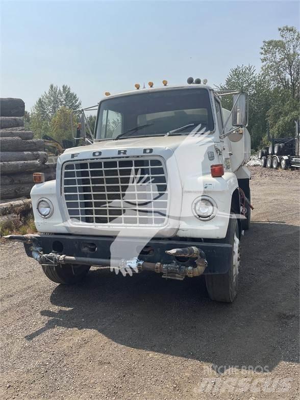 Ford 8000 급수차