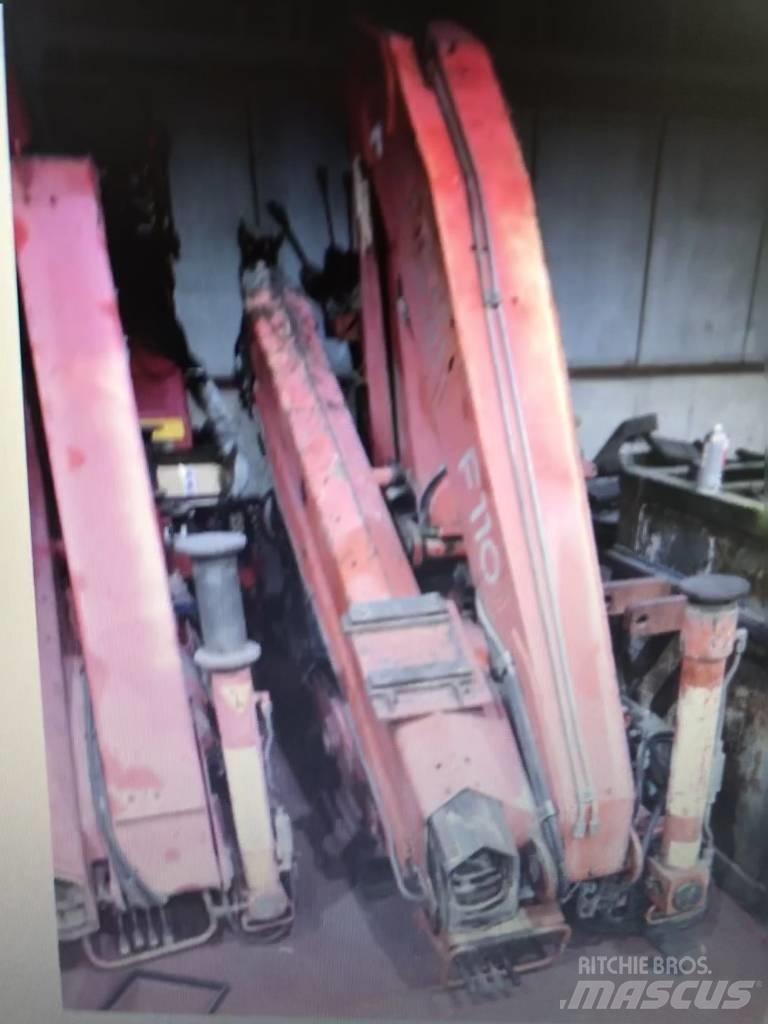Fassi F110.24 로더 크레인