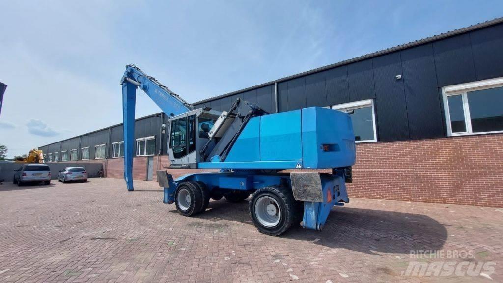 Fuchs MHL360 폐기물/산업 처리기