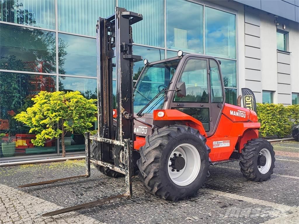 Manitou M26-4 험지용 트럭