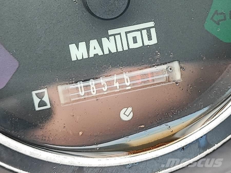 Manitou M26-4 험지용 트럭