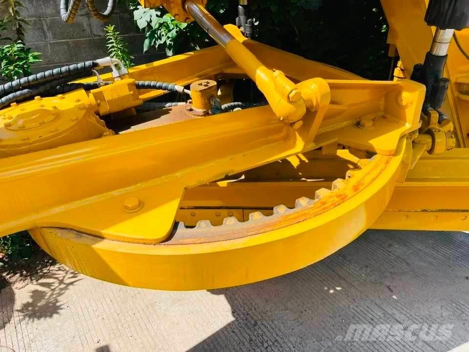 CAT 140h 그레이더