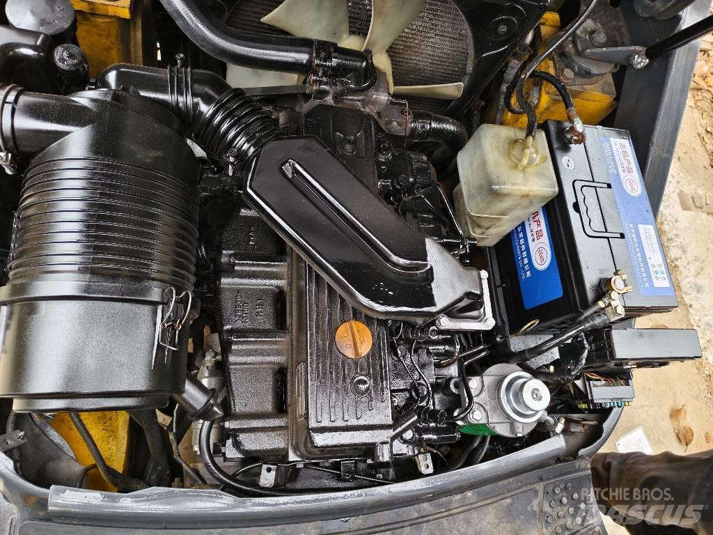 Komatsu FD30 디젤 지게차