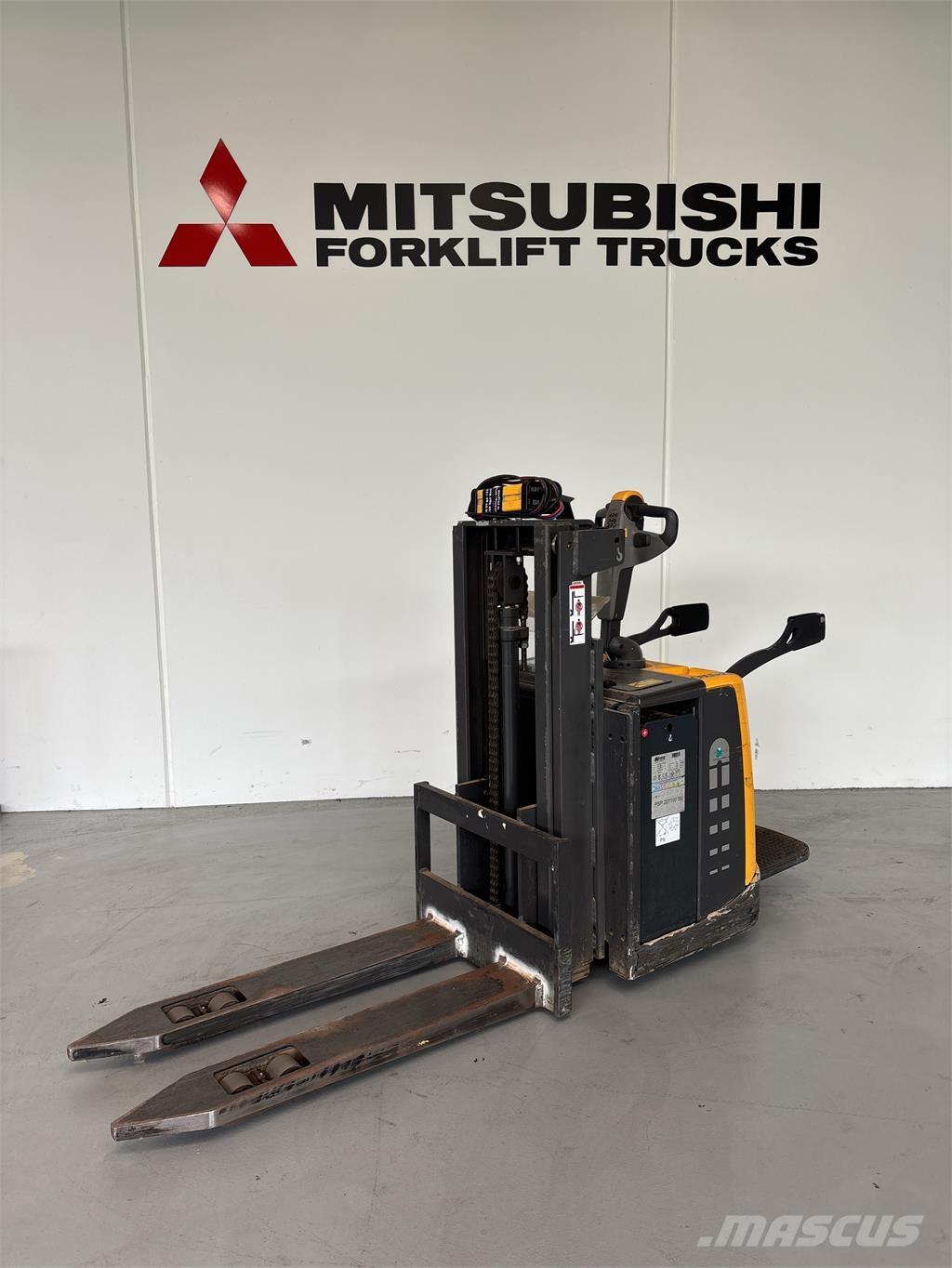 Atlet PSP160 보행식 리치 지게차