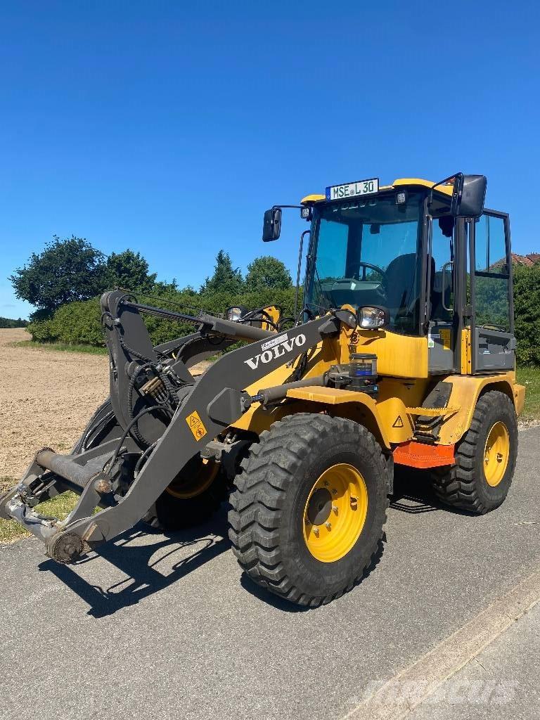 Volvo L30GS  휠로우더