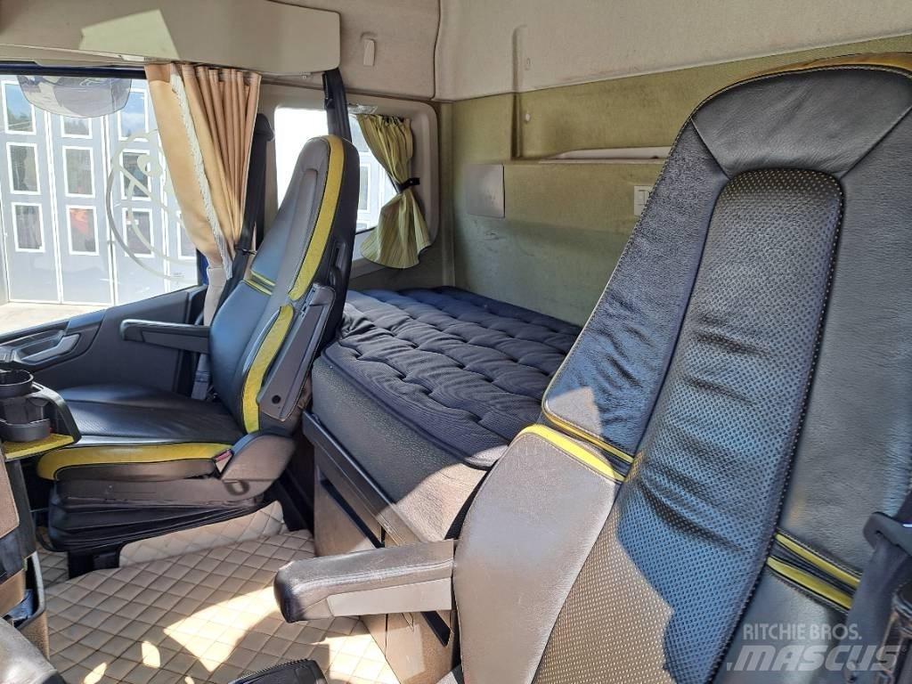 Volvo FH 16 650 6X4 목재 트럭