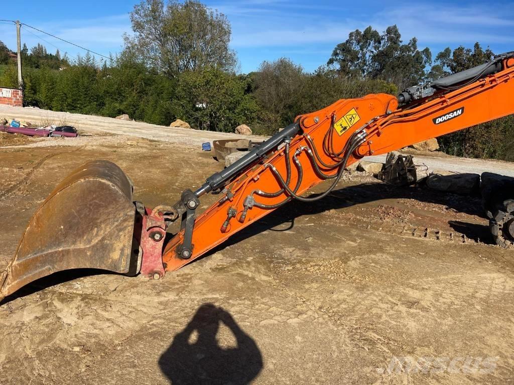 Doosan DX 140 LCR-5 대형 굴삭기 29톤 이상