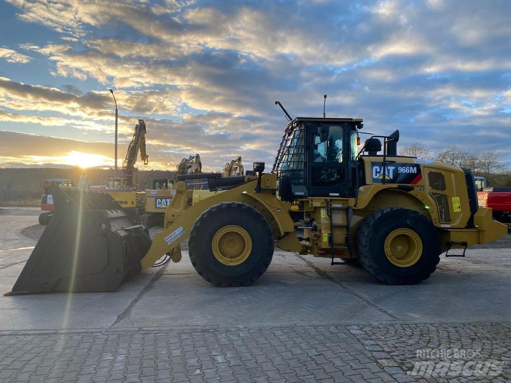 CAT 966 M  휠로우더