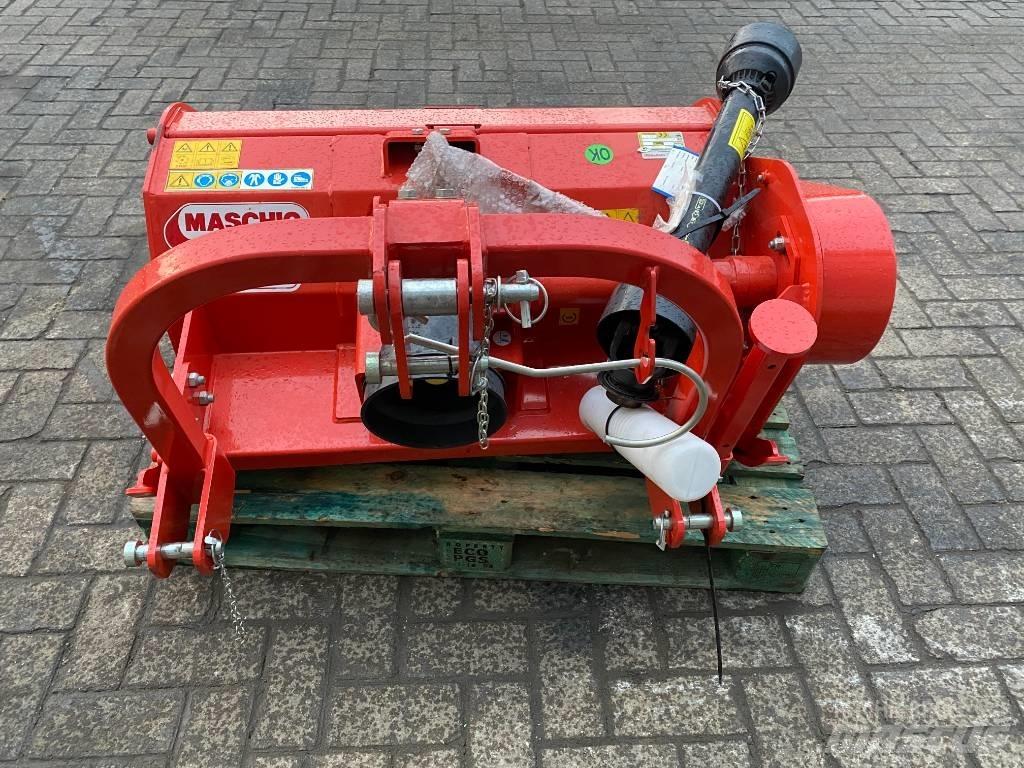 Maschio Barbi 100 목장 제초기 및 토퍼