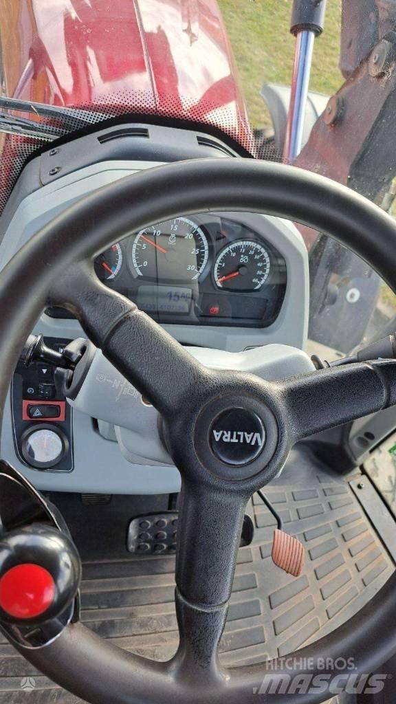 Valtra T 214 트랙터